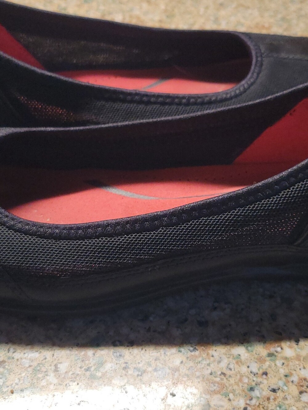 Ecco Black Slip On Euro Size 37 - Picture 4 of 8